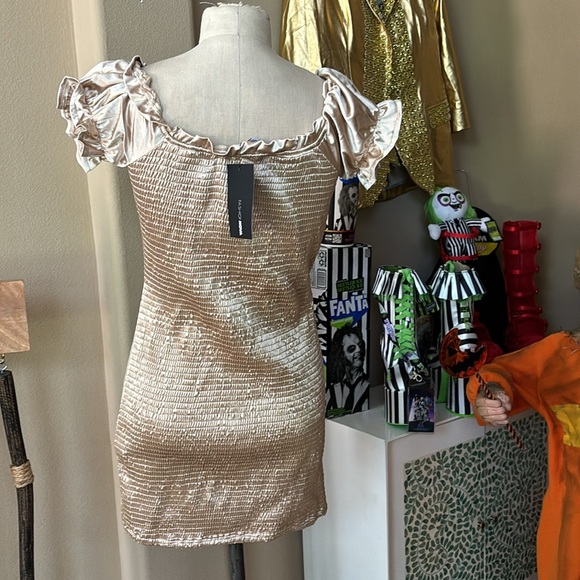 Dress NWT - Picture 4 of 5